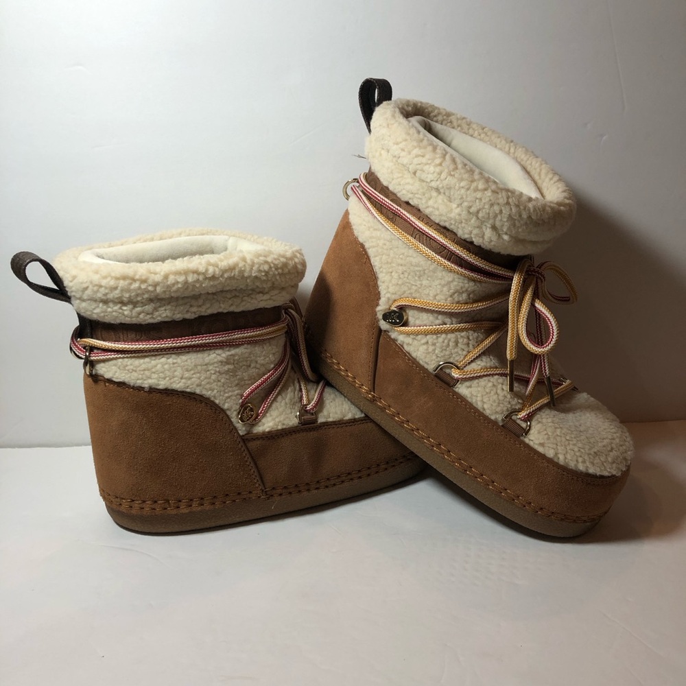 Michael Kors Zelda Sherpa and Faux Suede Boots Cozy Tan and Cream Women's Size 7